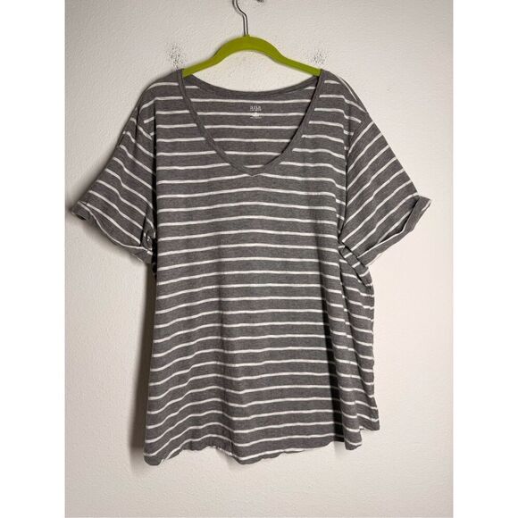 a.n.a. Women's V Neck Short Sleeve T Shirt Gray White Stripe Size 1X Cotton - Picture 1 of 12